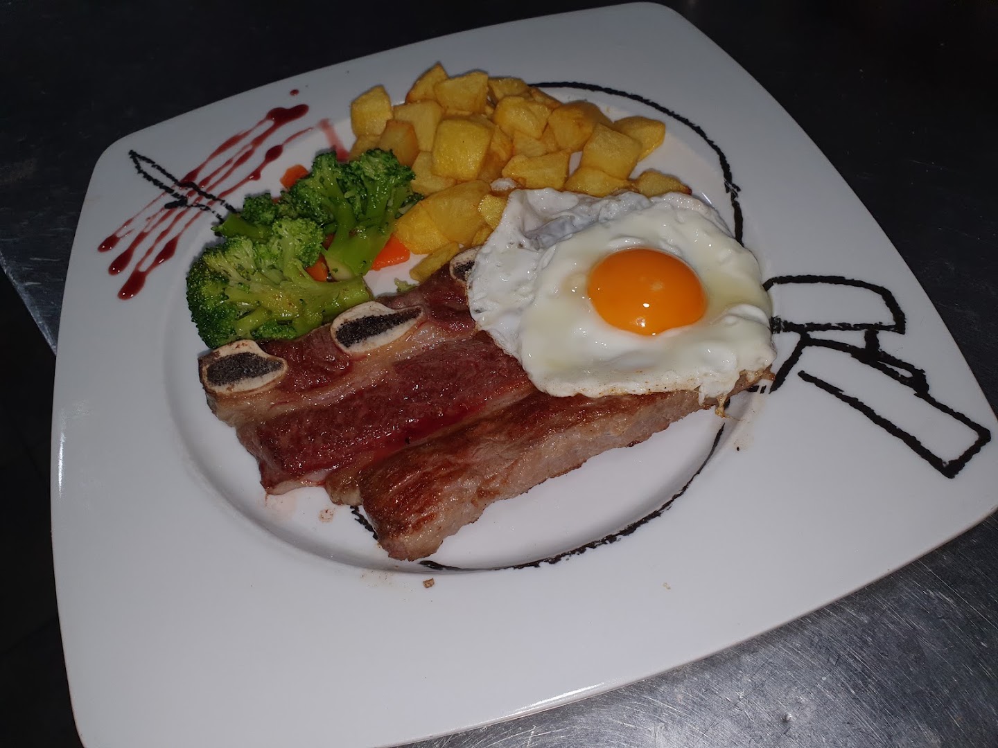 RISOTTO PIZZERÍA. PASTA Y BASTA · Fotos 1